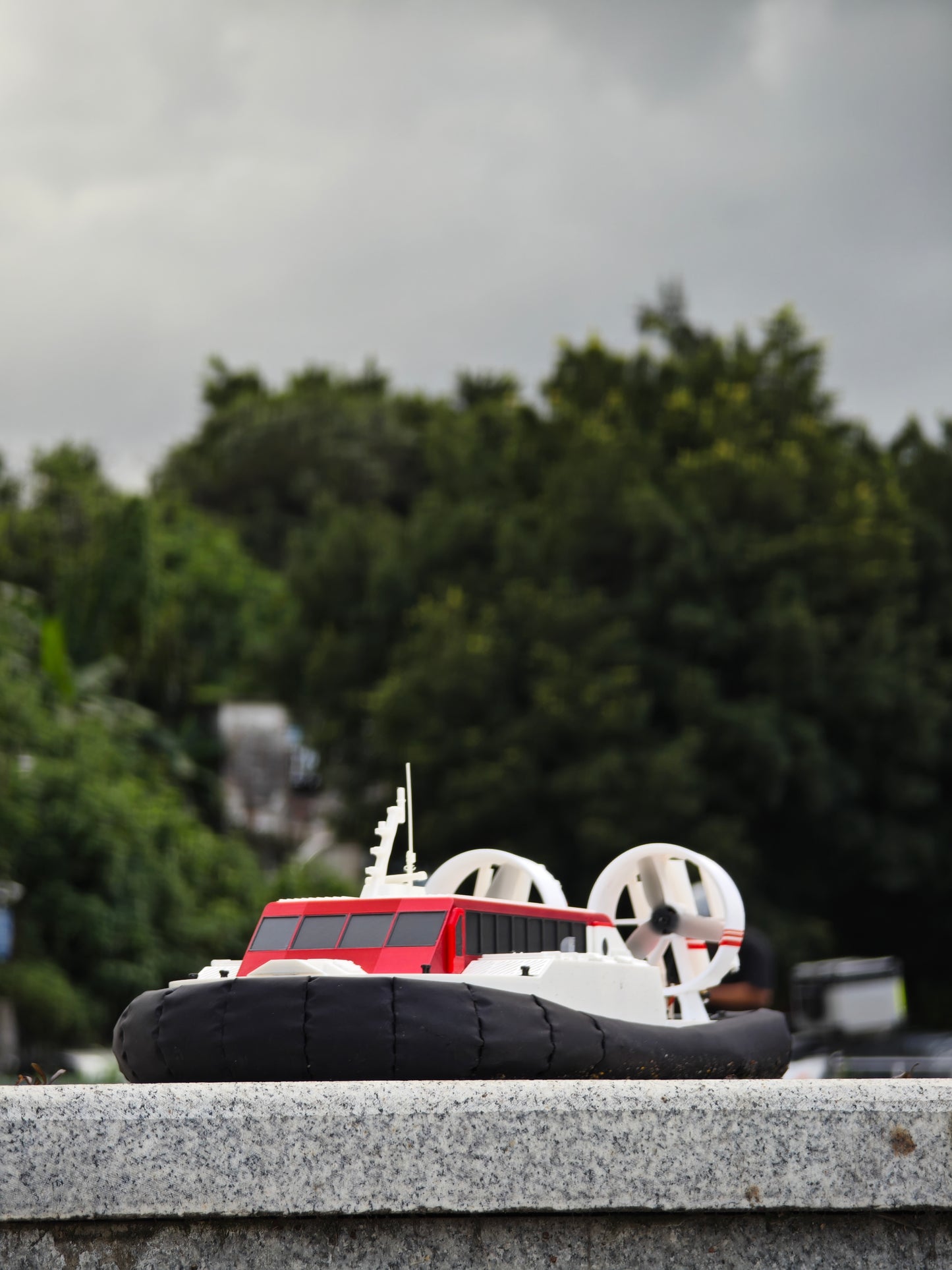 RC hovercraft pp10 Amphibious hovercraft
